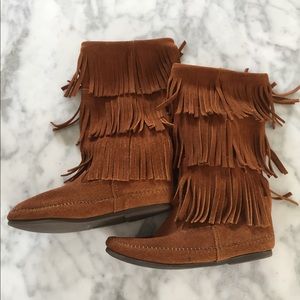 Minnetonka fringed boot